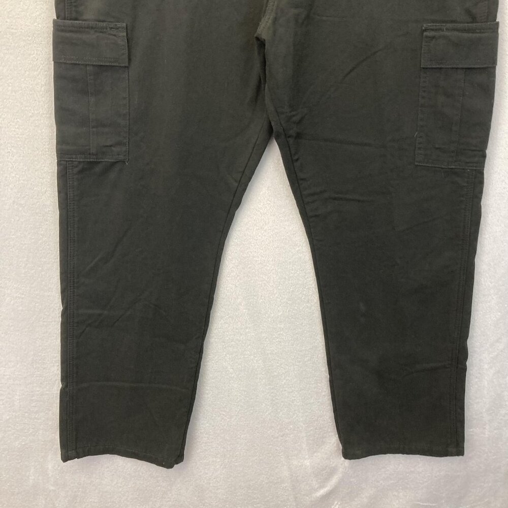 NWT Wrangler Fleece Lined Cargo Pants Mens 40x30 Black Winter Pockets 10ZM6LLBL - Picture 7 of 14